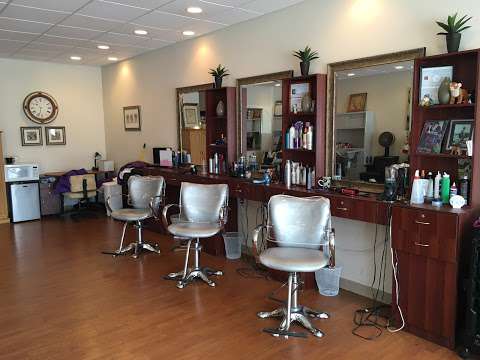 Jobs in Reflections Hair Salon - reviews